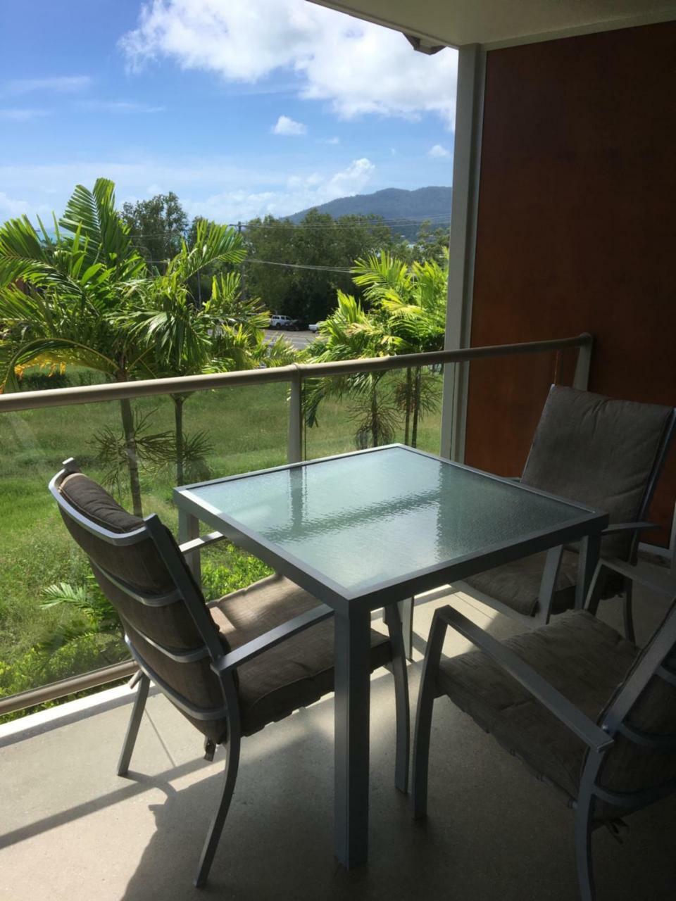 Airlie Central Apartments Airlie Beach Εξωτερικό φωτογραφία